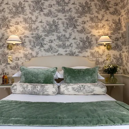 Du Champ De Mars Отель Париж