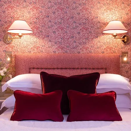 Du Champ De Mars Отель