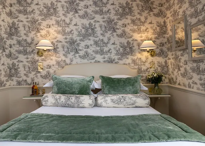 Du Champ De Mars Hotel Paris