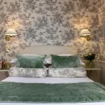 Du Champ De Mars Hotel Paris